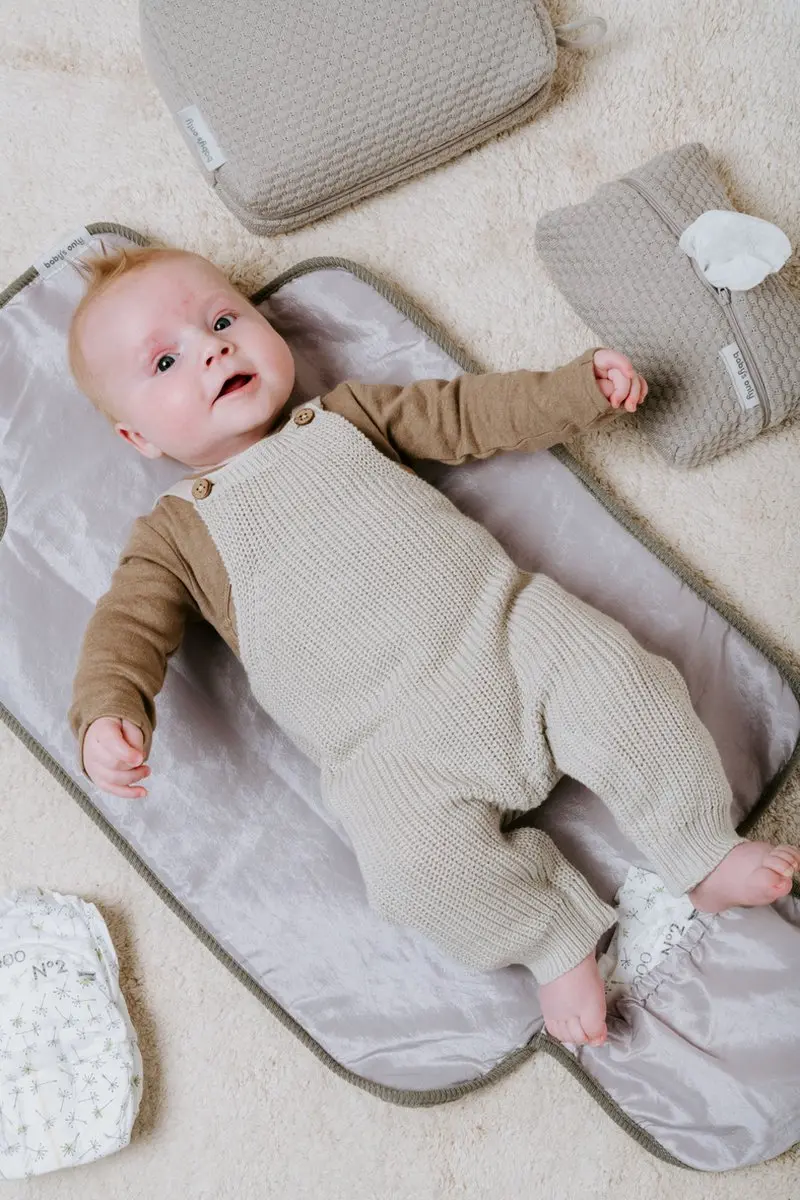 Baby's Only Gebreid Verschoonmatje Sky Urban Taupe - Inclusief opbergzakje