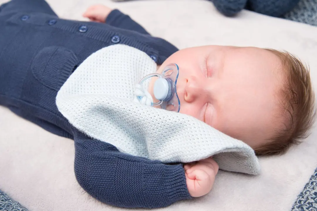 Baby's Only Speenknuffel Hartje Classic - Khaki