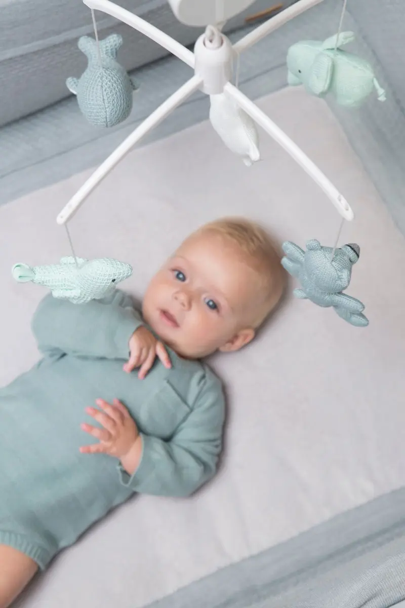 Baby's Only Muziekmobiel Stonegreen/Mint/Wit - Gebreide Figuurtjes