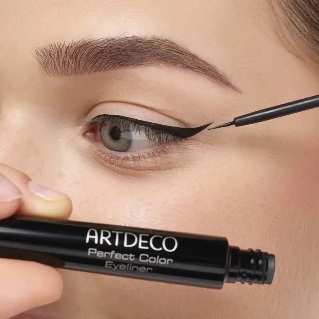 Artdeco Perfect Color Eyeliner 01 Black - 5ml