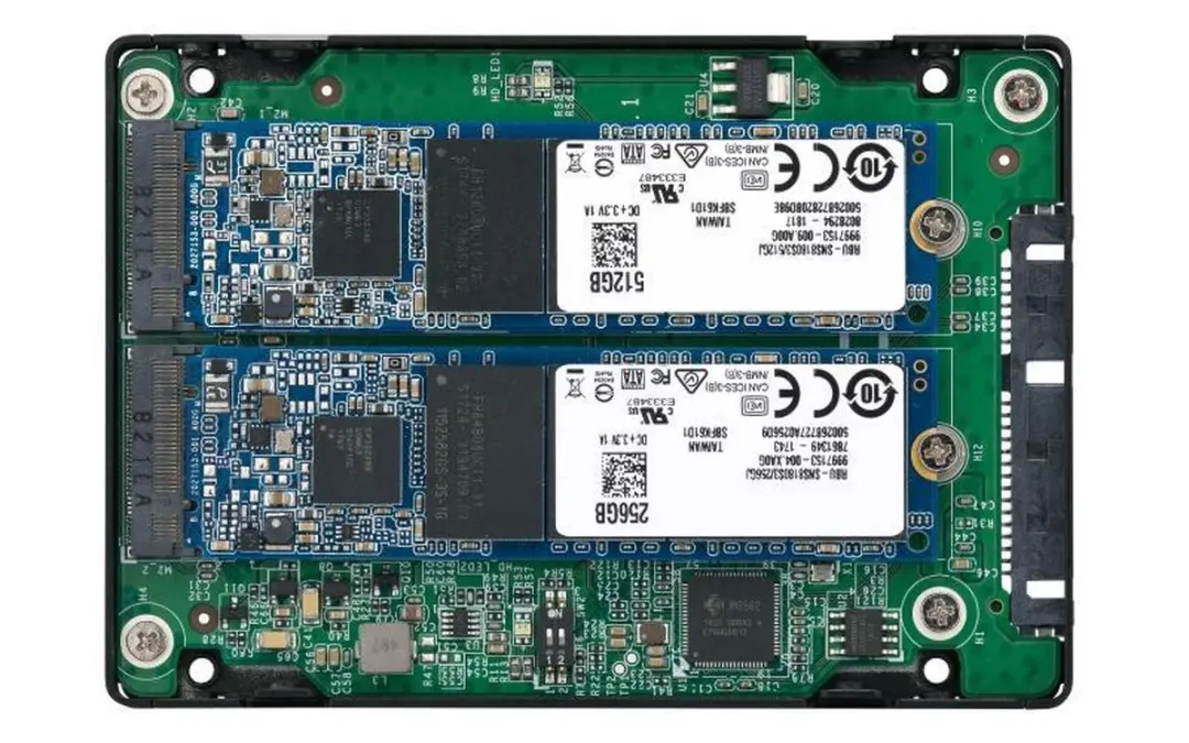 QNAP QDA-A2MAR M.2 SSD-Behuizing - Zwart