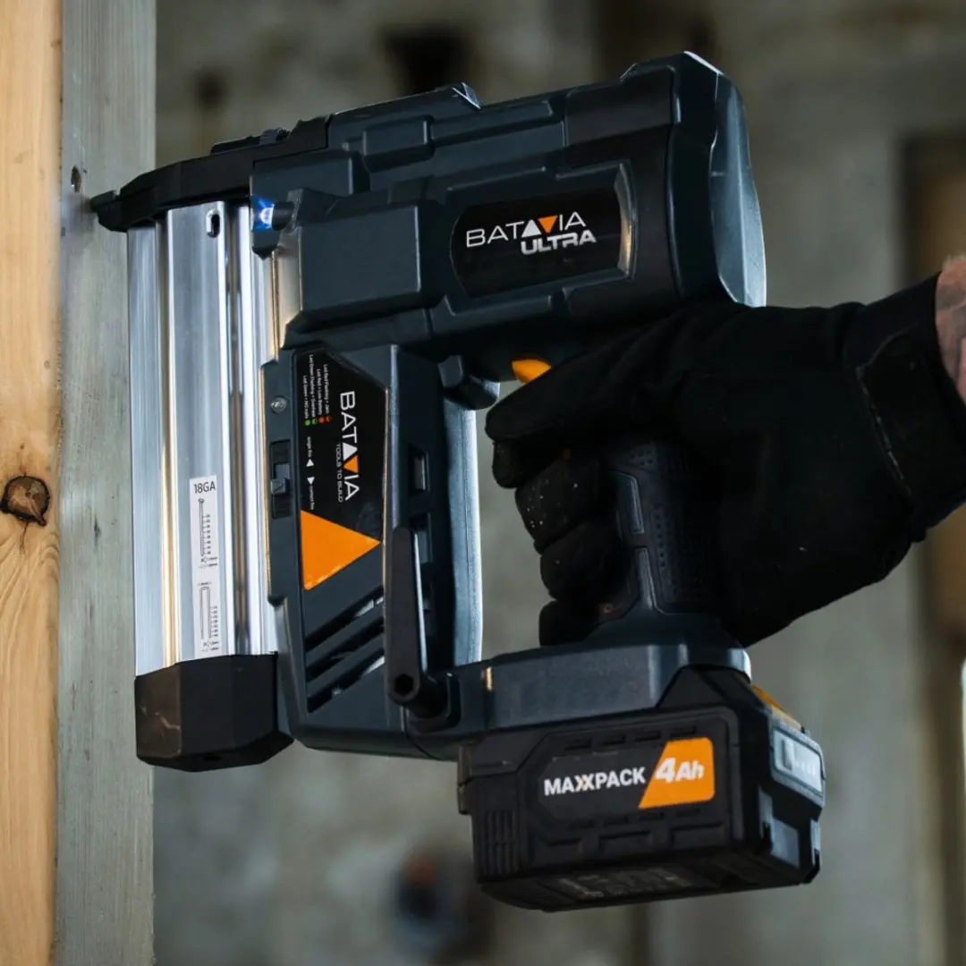 Batavia 18V Accu Combi Tacker 18GA Ultra B2_7063094 - 4.0Ah Accu