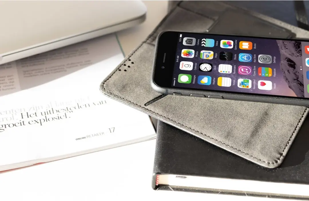 Mobiparts Classic Wallet Case MP-84126 - Zwart