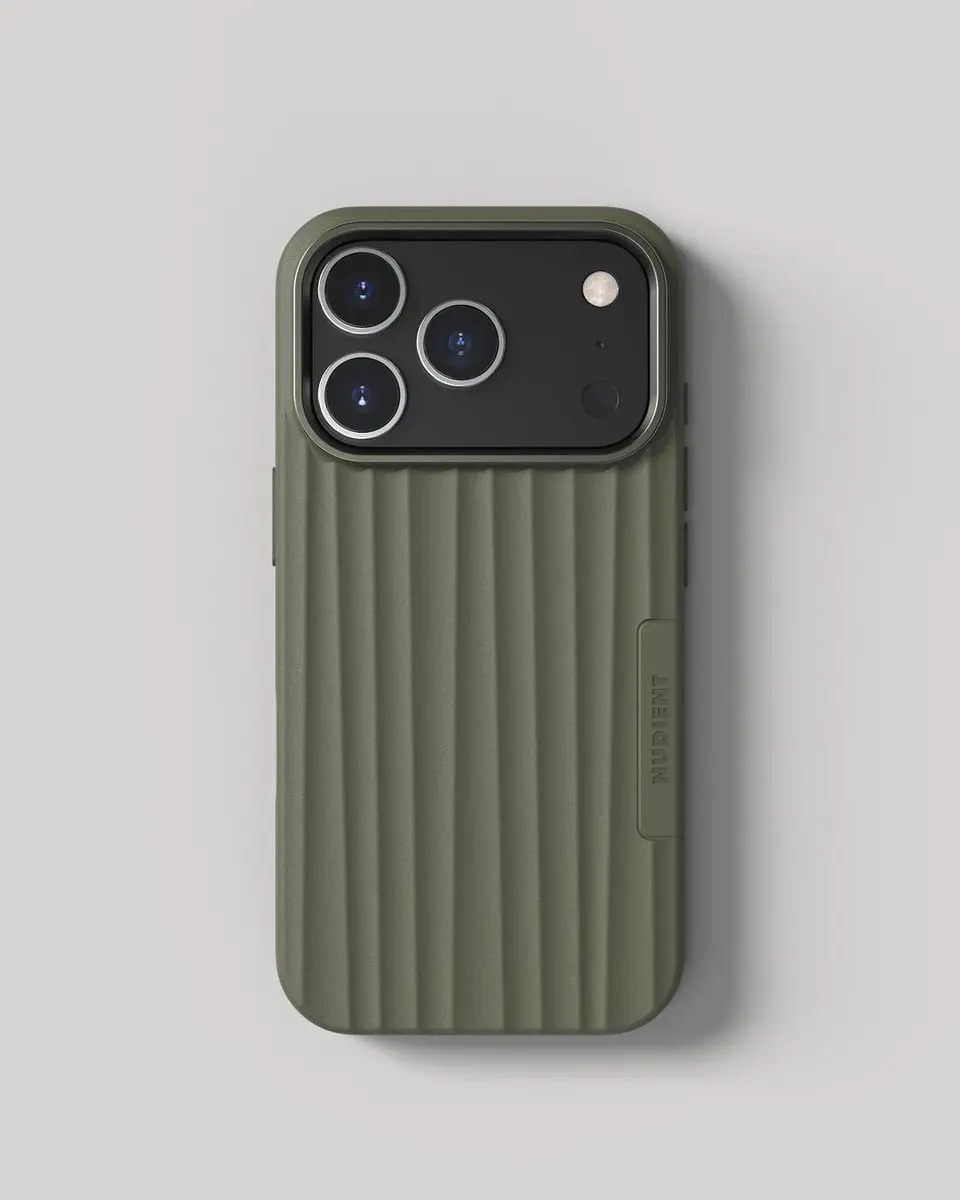 Nudient Bold MagSafe Case Apple iPhone 17 Pro - Groen
