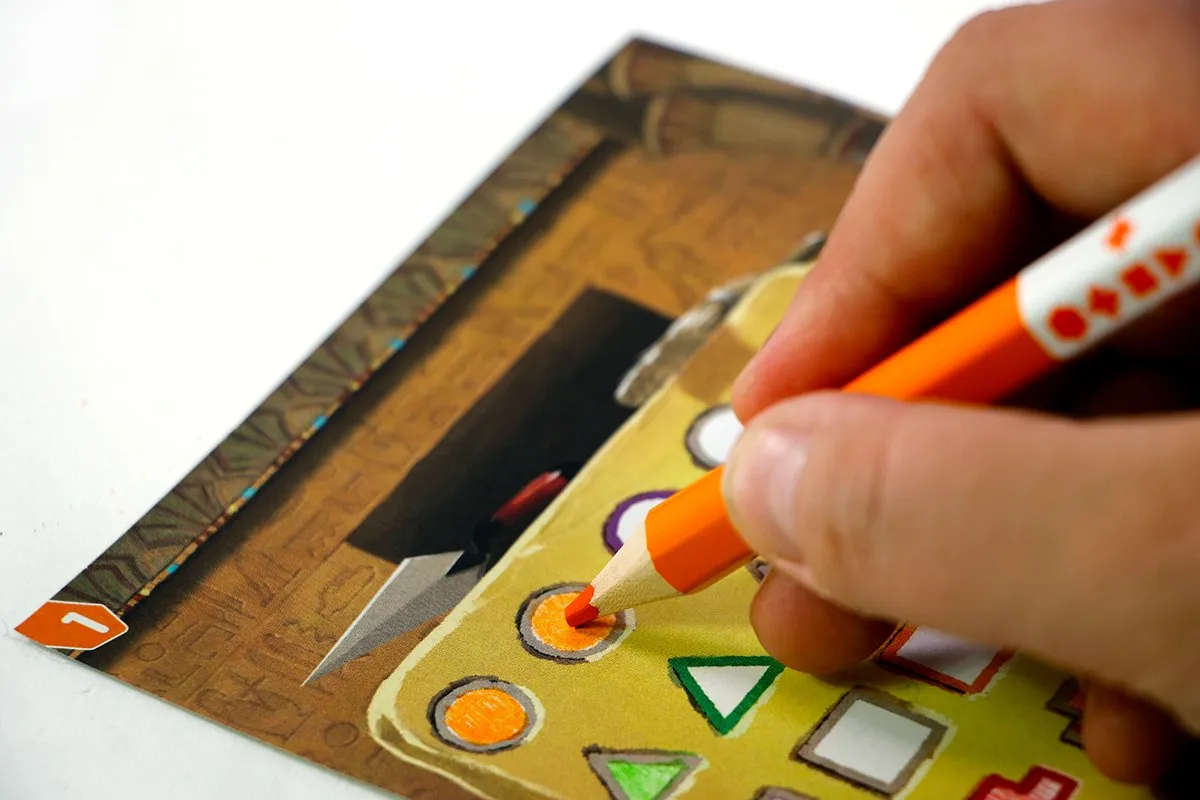 999 Games Pick a Pen Crypten - Dobbelspel - 4 Spelers - Geel