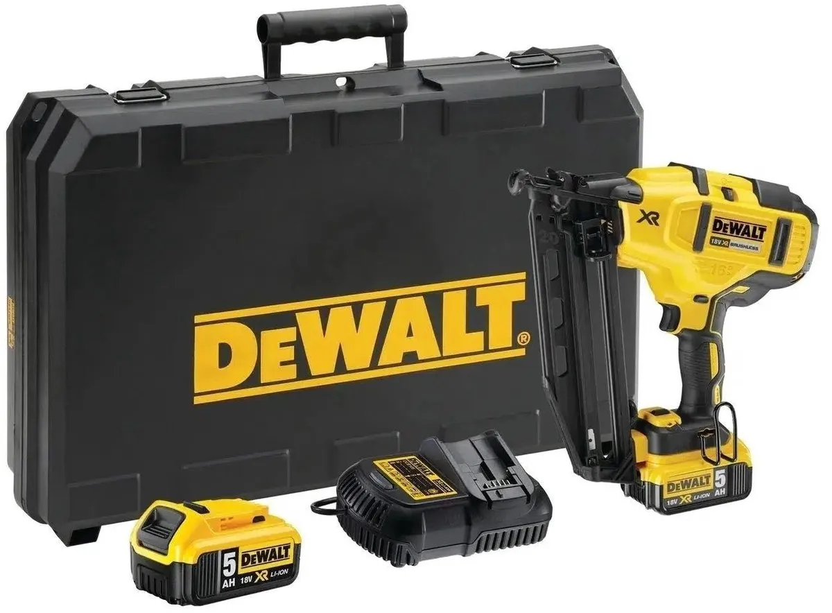 DeWalt DCN660P2 Accu Afwerk Tacker 18V - 32-63mm - 2x 5.0Ah