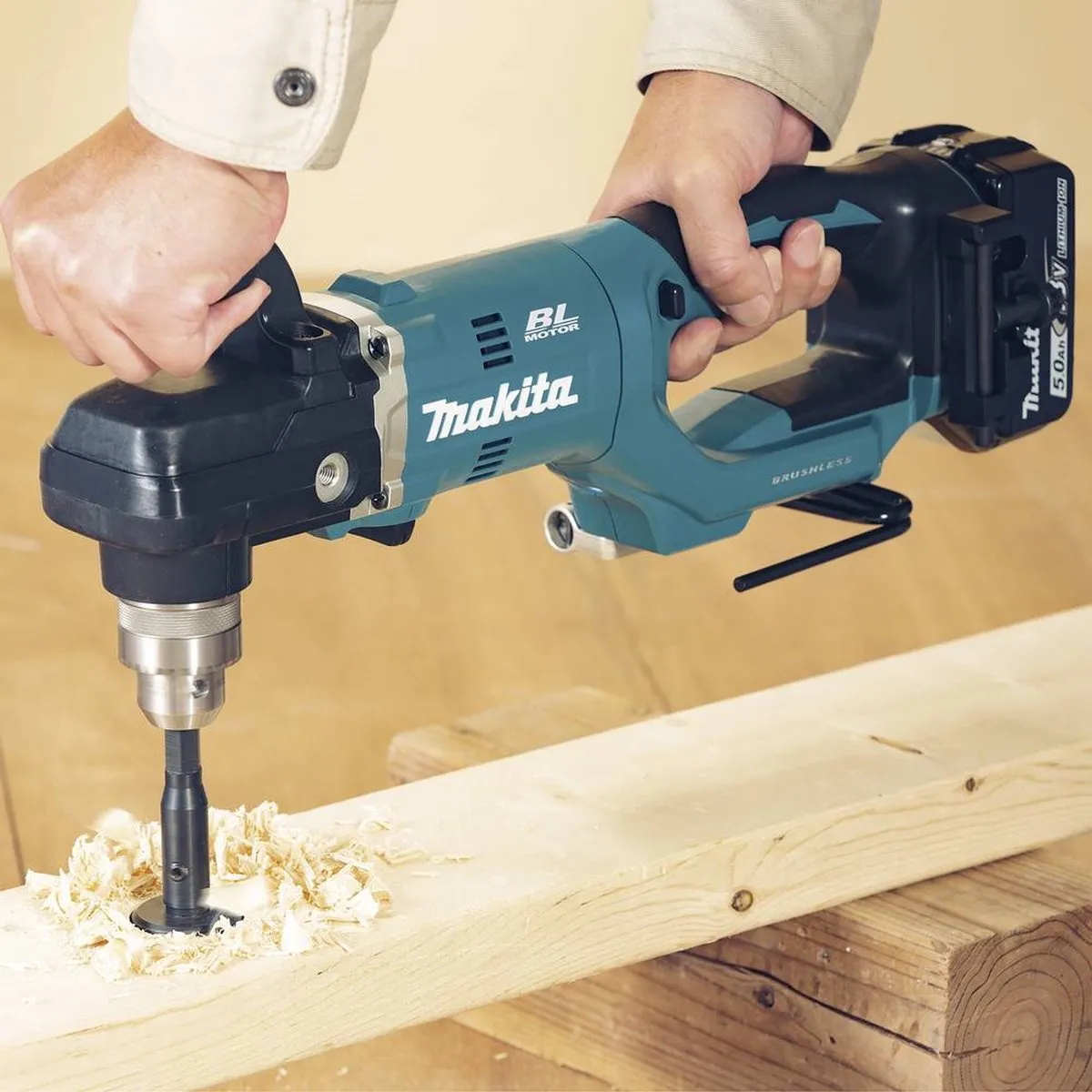 Makita DDA450ZK Haakse Boormachine 18V - 2 snelheden