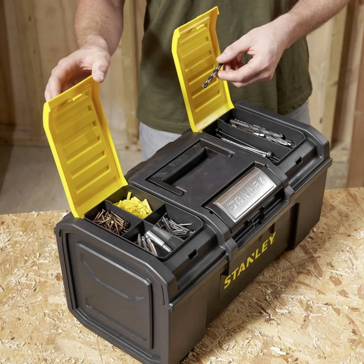 Stanley Gereedschapskoffer 19" 1-79-217 - 2-delig - Zwart/Geel - afbeelding 6 van 6