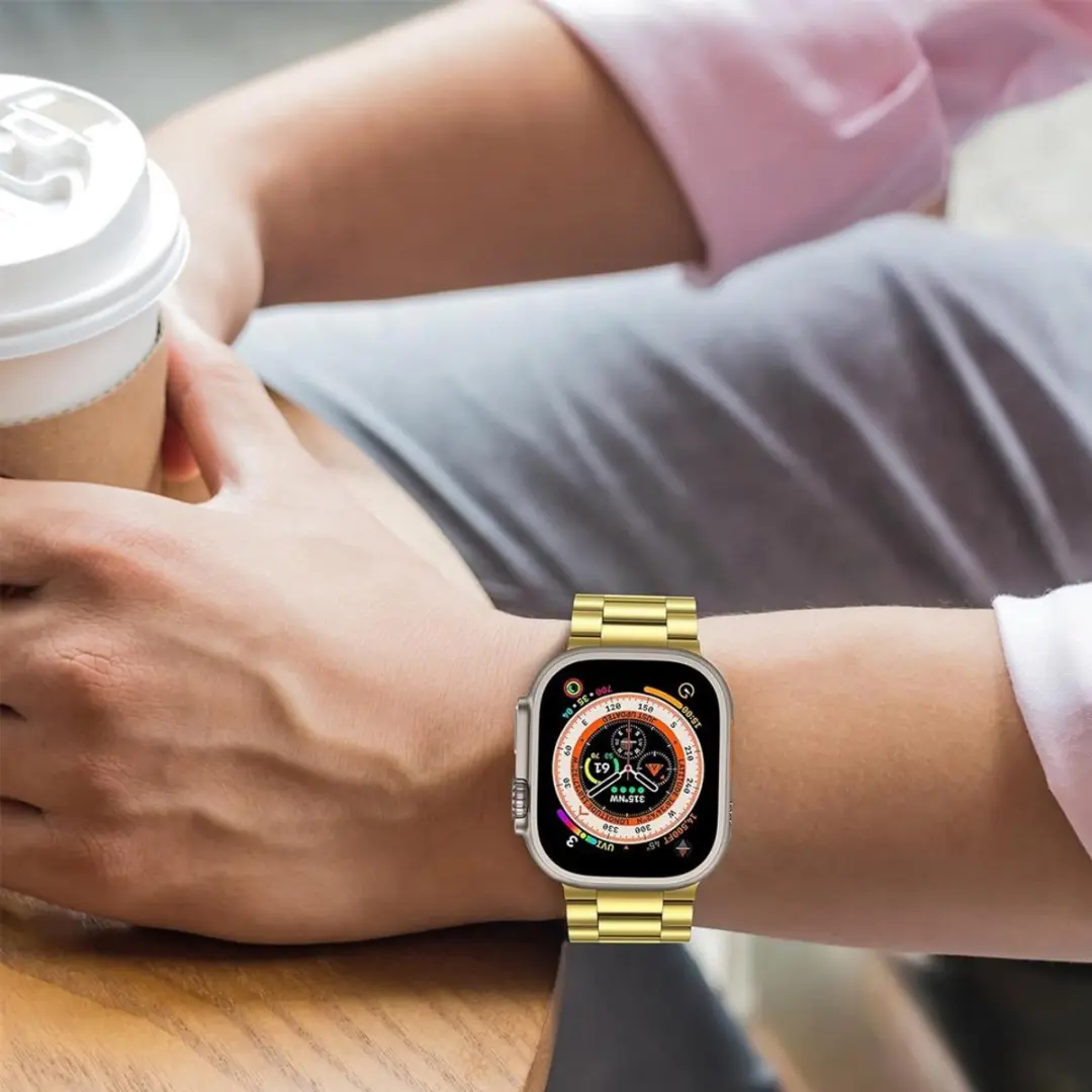 MobiQ Luxe Metalen Bandje Apple Watch 49mm - Goud