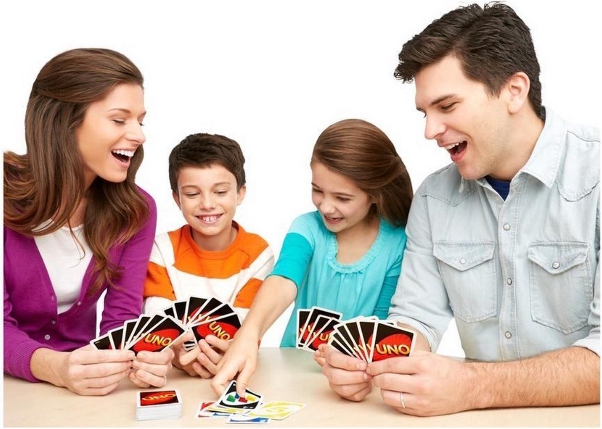 Hasbro Uno & Phase 10 & Skip-Bo - Kaartspel bundel voor 2-6 spelers - 3 stuks