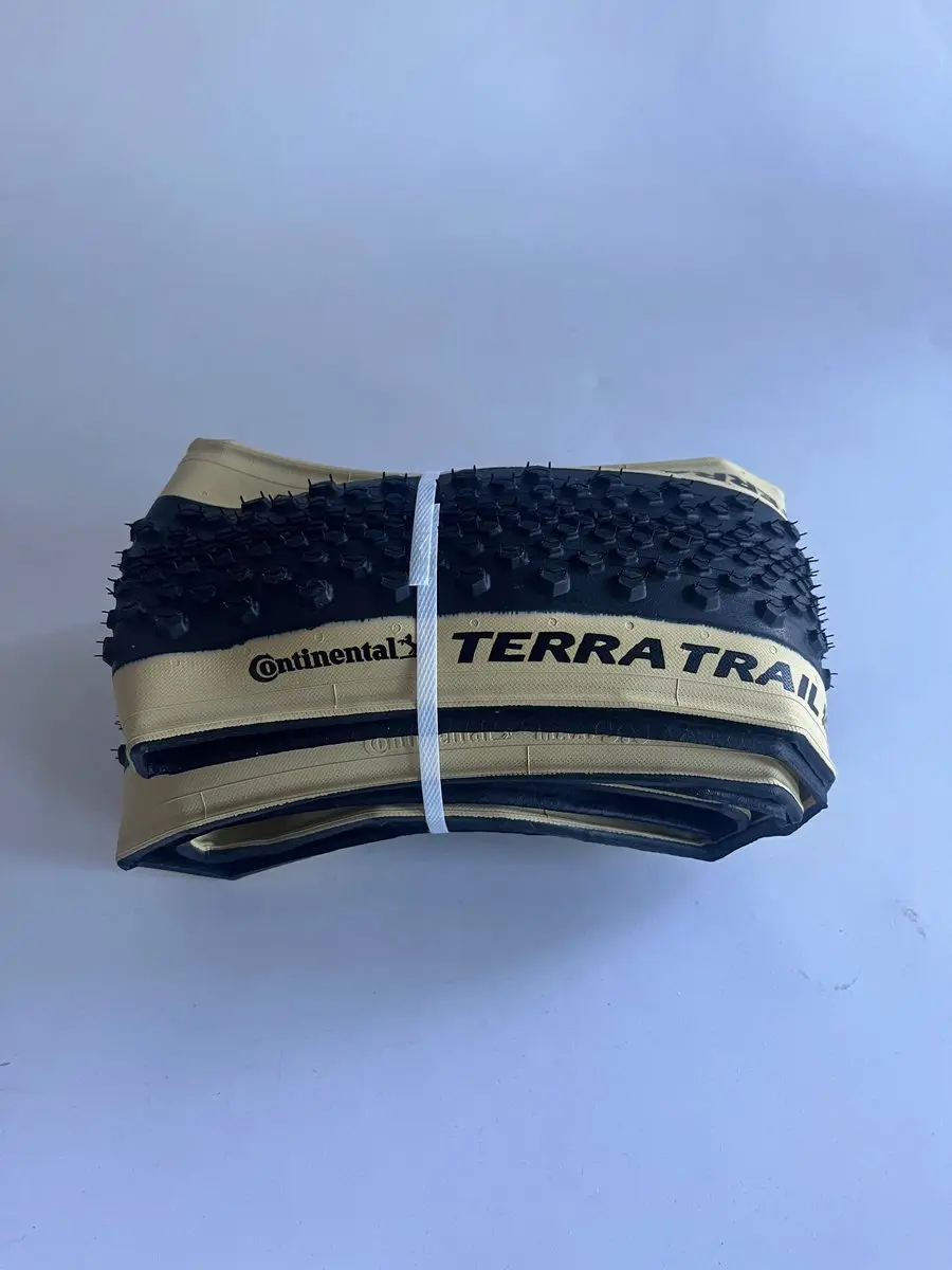 Continental Terra Trail Shieldwall Kevlar 700x40c - Meerkleurig