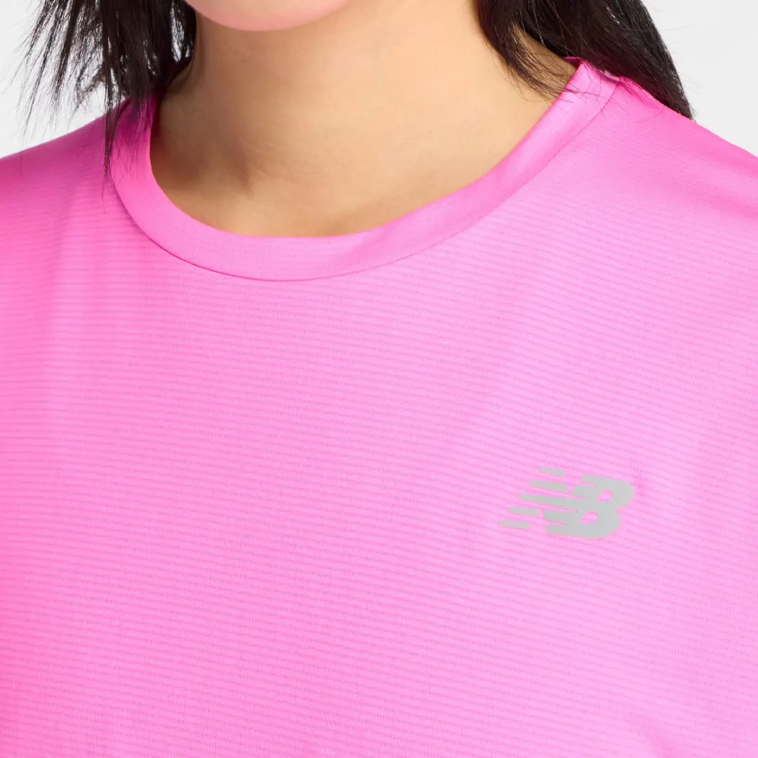 New Balance Sport Essential T-Shirt Dames M - Roze