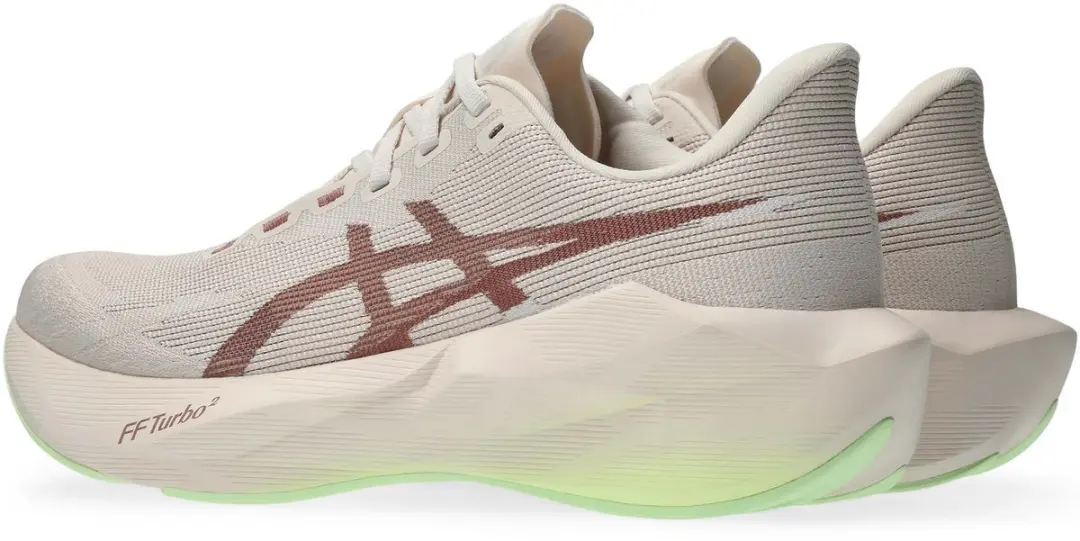 ASICS Novablast 6 Runningschoenen - Roze