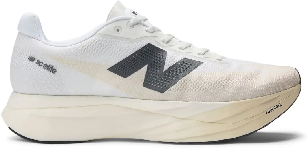New Balance FuelCell SuperComp Elite v5 Schoenen