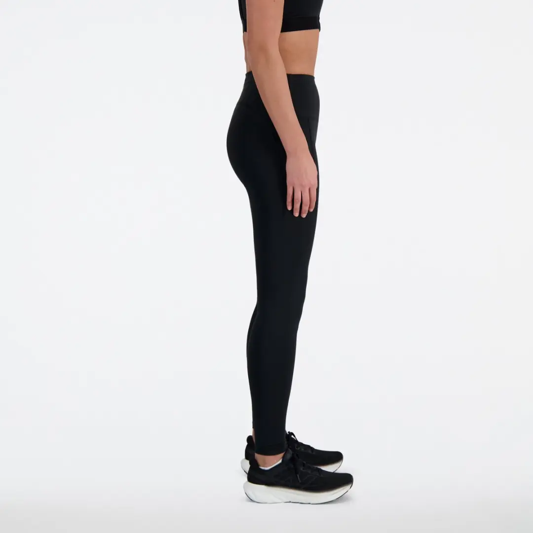 New Balance WP41275 T-shirt - S - Zwart
