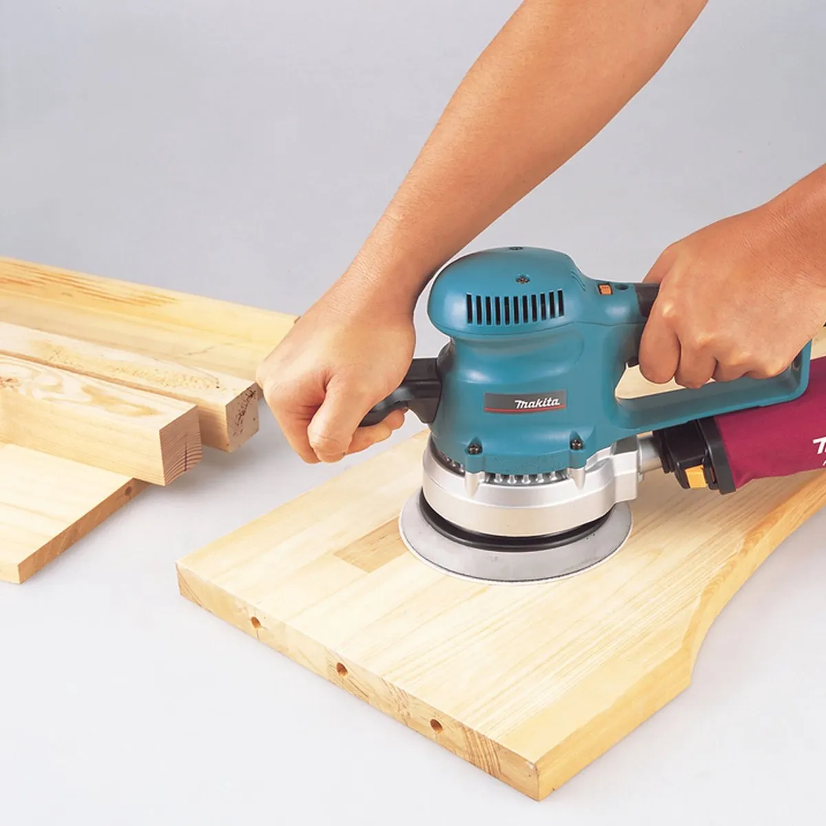 Makita BO6030JX Excenterschuurmachine 150mm 310W