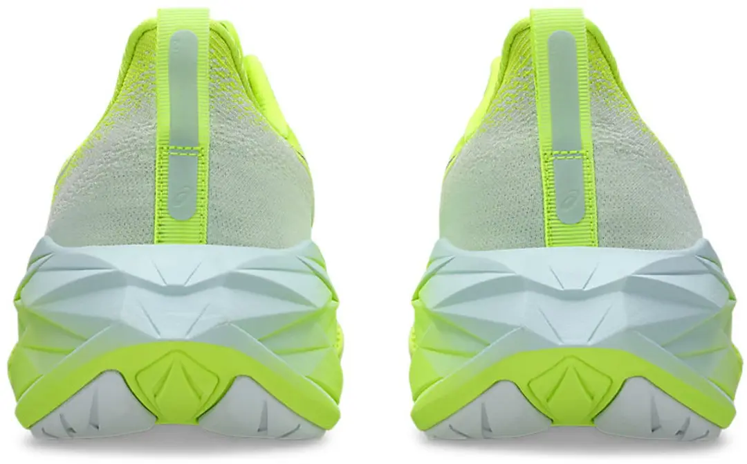 ASICS Novablast 4 Hardloopschoen - Geel/Grijs 44