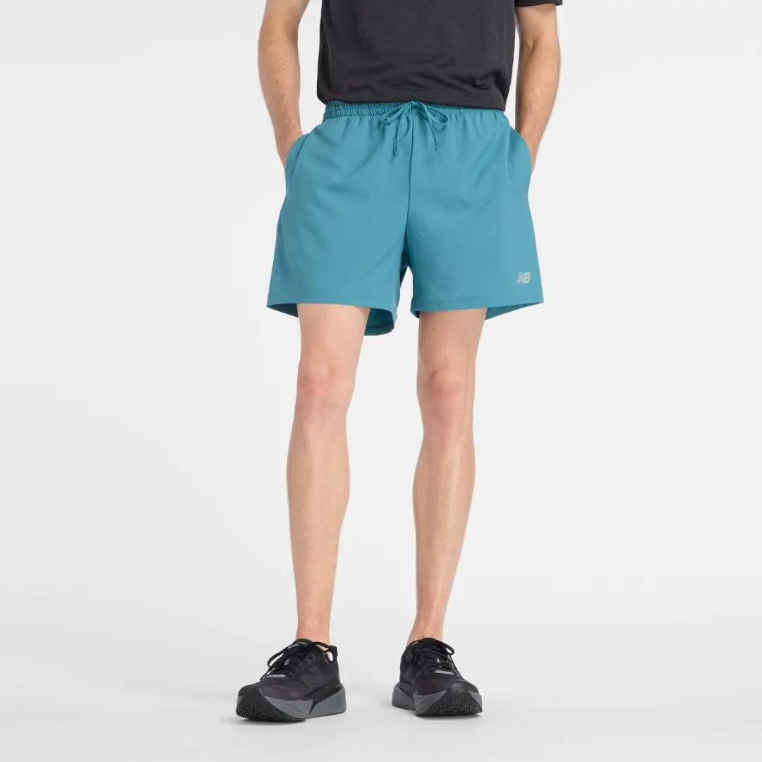 New Balance Sport Essentials Short 5" Heren - S - Big Teal