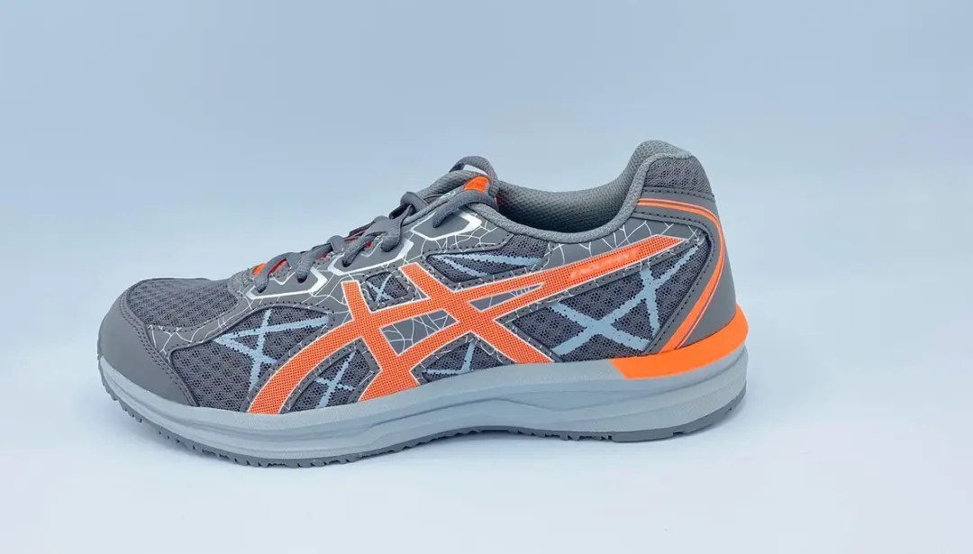 ASICS Endurant