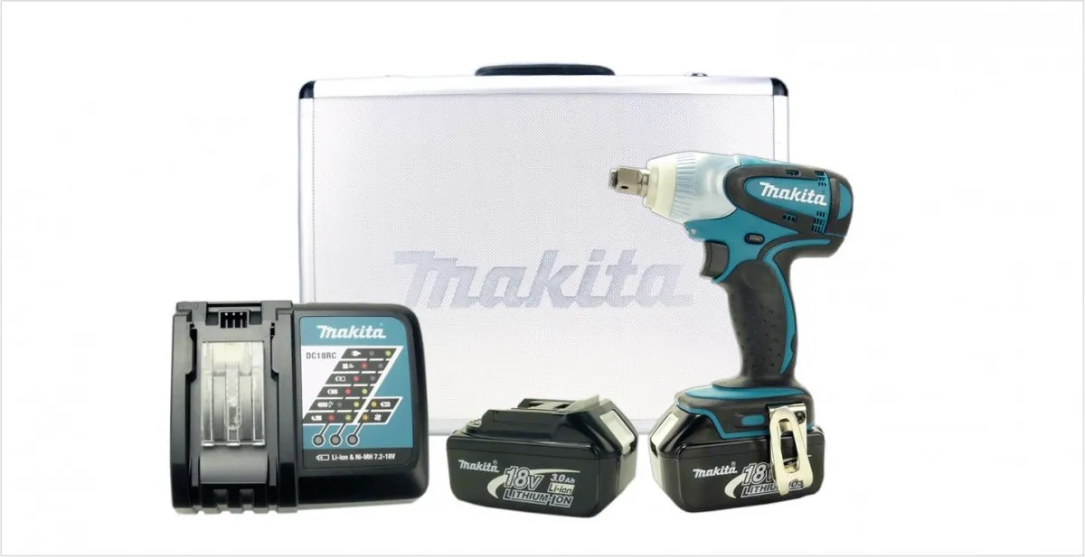 Makita BTW251RFE Slagmoersleutel - 2x 3,0 Ah Li-ion - afbeelding 4 van 5