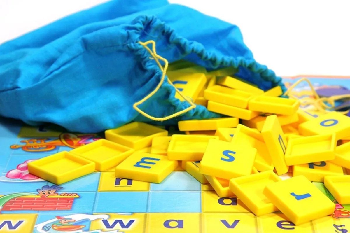 Mattel Games Scrabble Junior Y9668 - Frans
