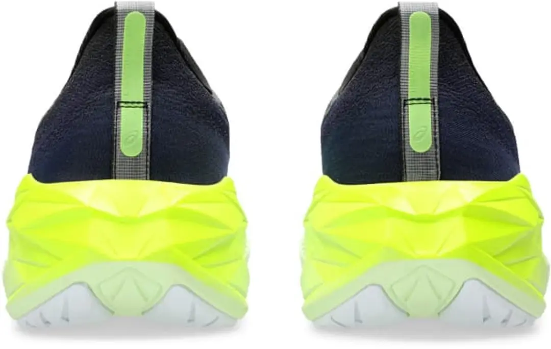 ASICS Novablast 4 Hardloopschoen 44.5 - Zwart/Groen