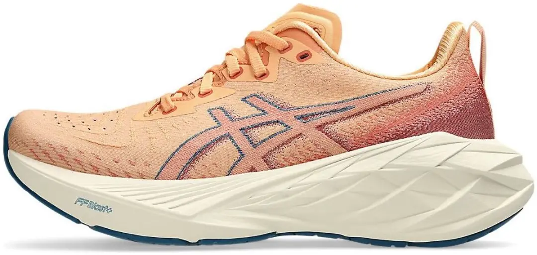ASICS Novablast 4 Hardloopschoenen - 42.5 - Oranje/Roze