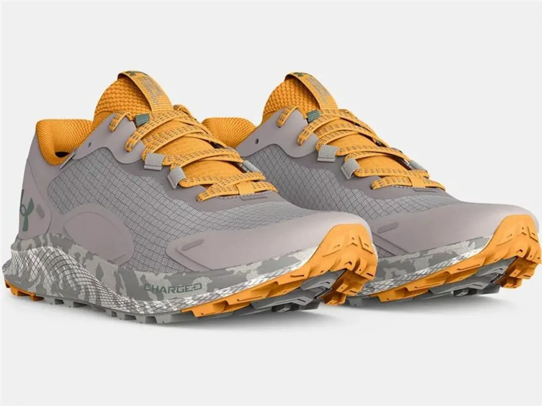 Under Armour Charged Bandit Sportschoenen - 38 Lichtgrijs