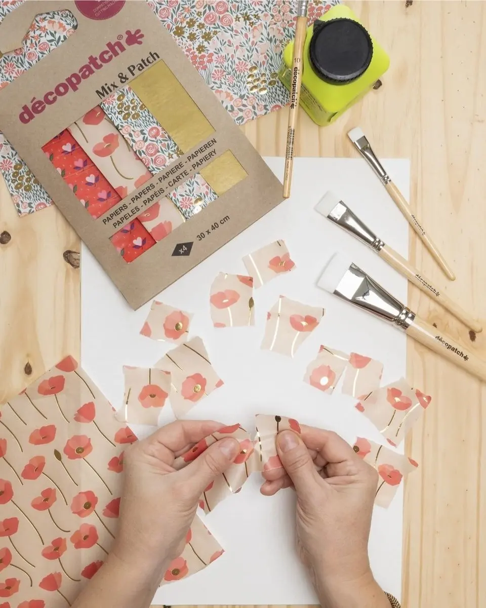 Decopatch Hobbypapier Love in the Meadow 4 Stuks
