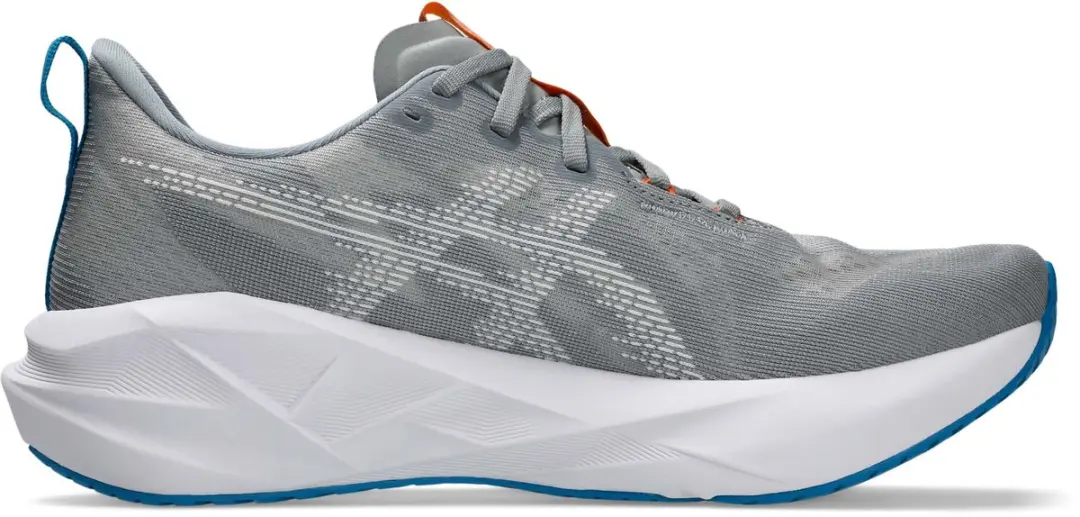 ASICS Novablast 5 Hardloopschoenen