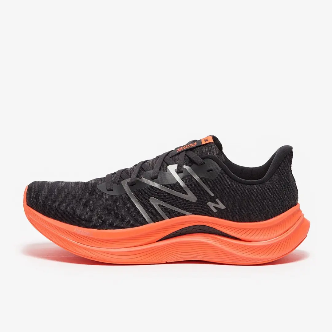 New Balance FuelCell Proper V4 Hardloopschoen 42.5 - Zwart/Oranje