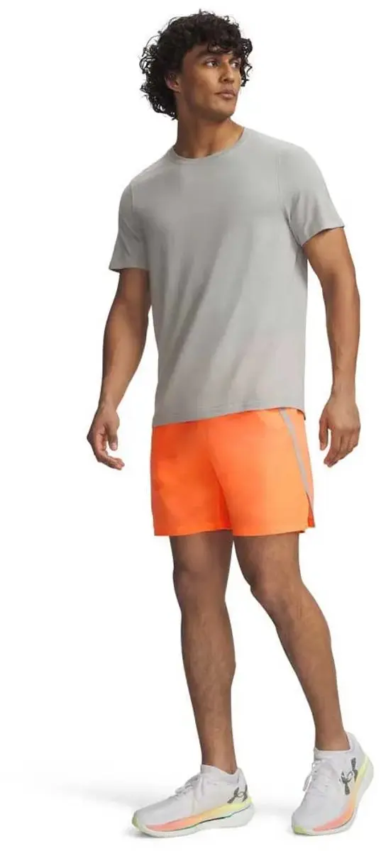Under Armour Launch 7'' Korte Broek - M - Orange