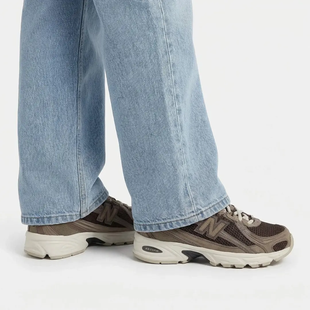New Balance 740 Cortado Thunder Brown - Maat 42.5