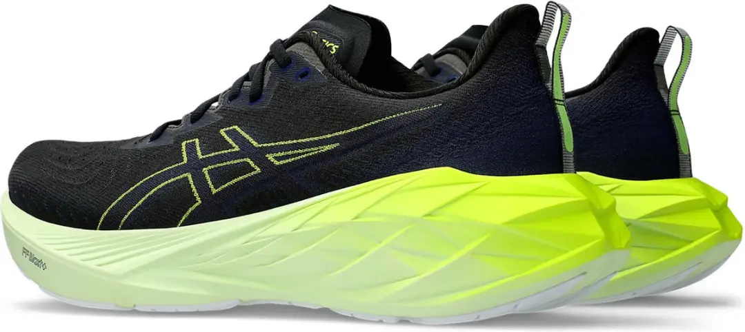 ASICS Novablast 4 Hardloopschoen 44 - Zwart/Groen