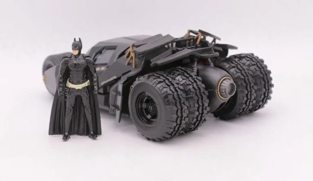 Jada Toys Batman The Dark Knight 19263 Batmobile - 1/24 Model - Multicolor
