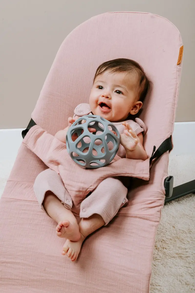 Baby's Only Siliconen Speelbal BO-860.862.027.50 - Warm Linen - afbeelding 6 van 6