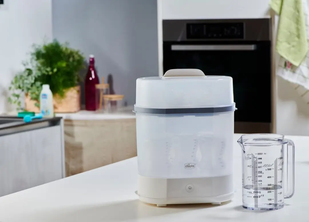 Chicco 2-in-1 Sterilisator & Flesdroger