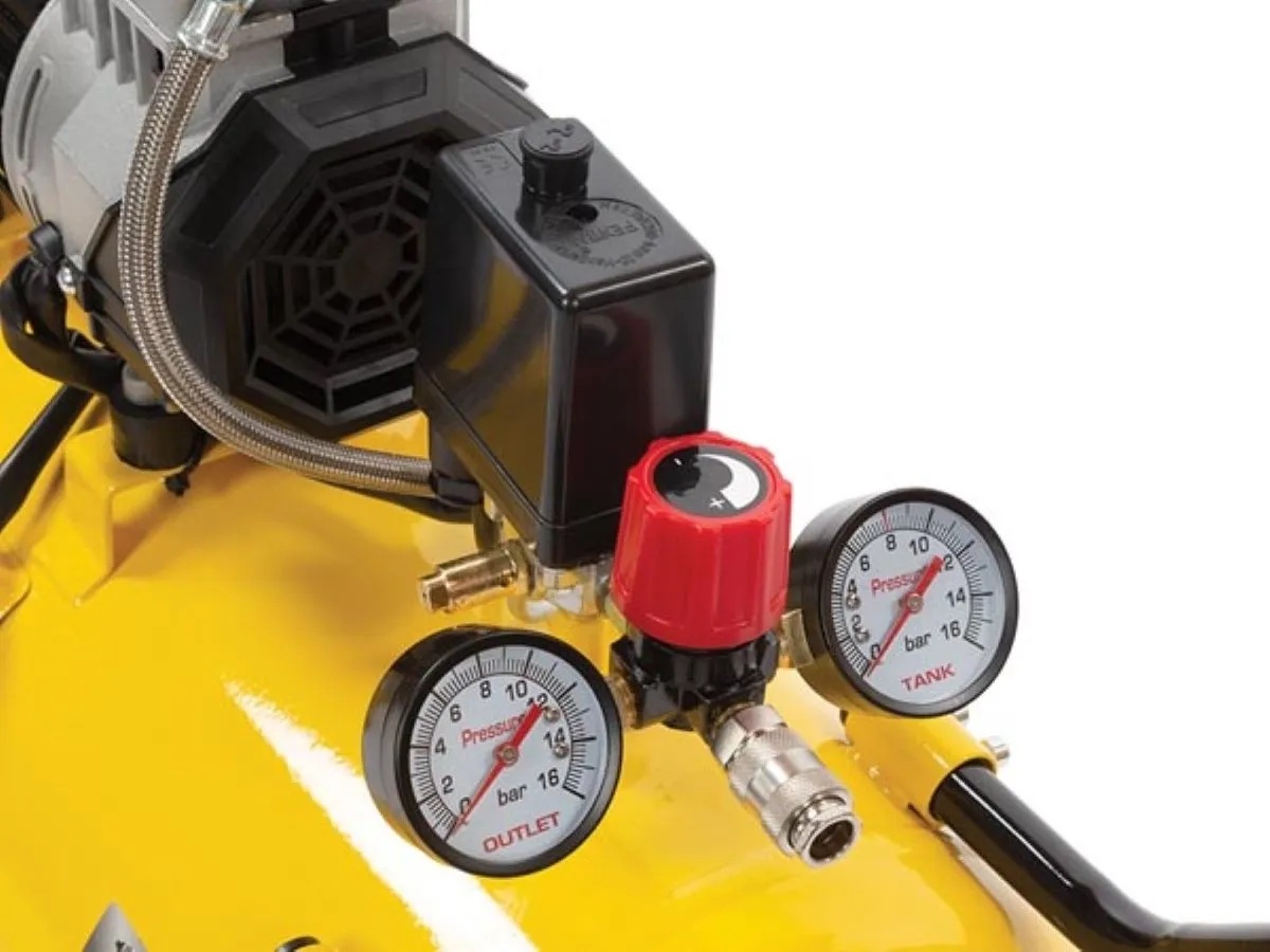 Stanley B2DC2G4STN705 Olievrije Compressor 750W - 50L