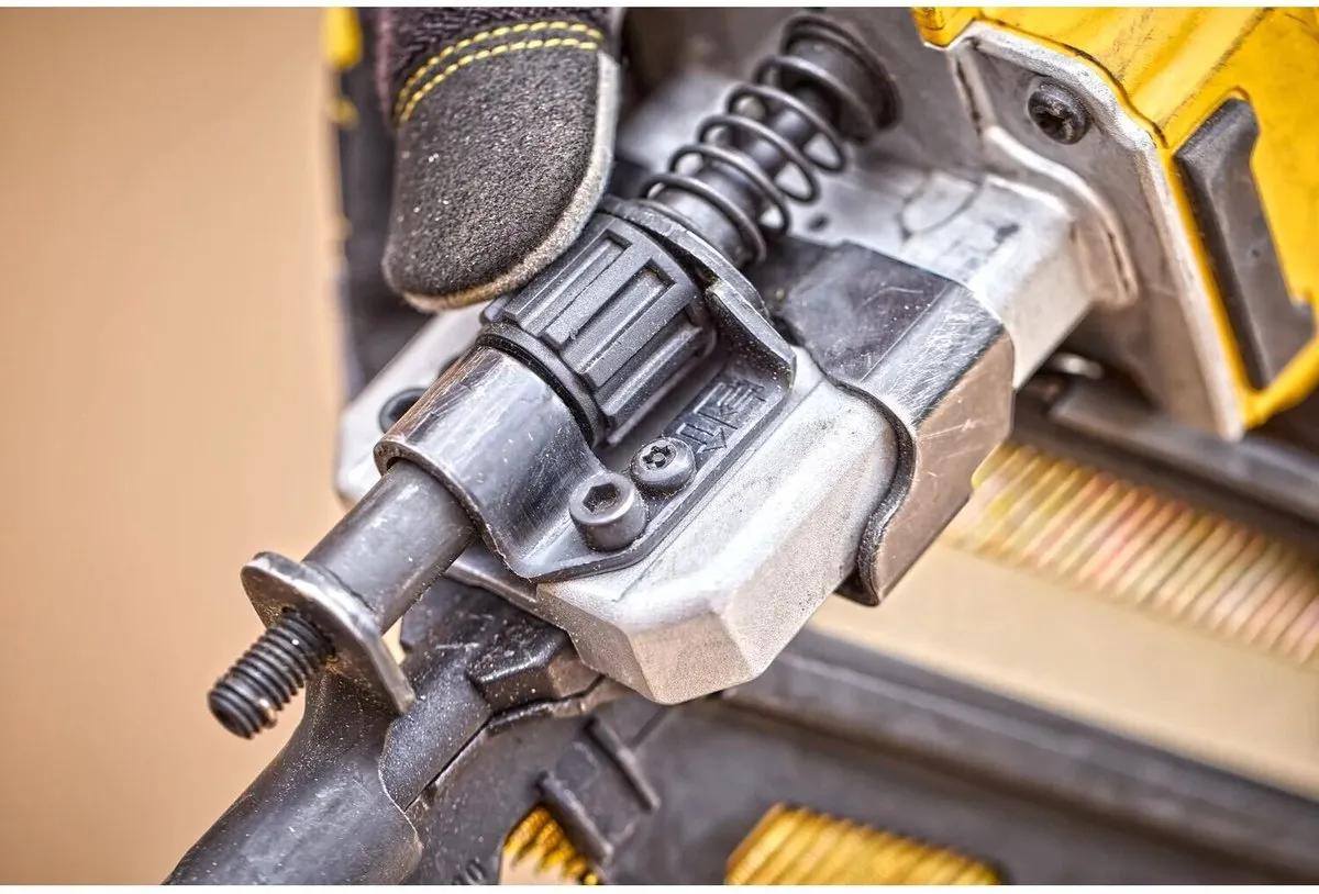 DeWalt DCN930N Accu Constructie Tacker 18V XR - Enkelshot/Bumpfire
