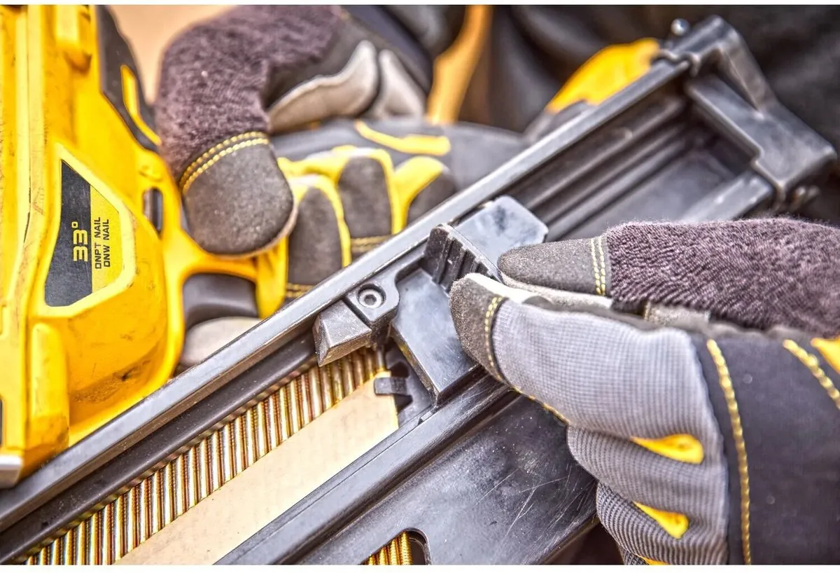 DeWalt DCN930N Accu Constructie Tacker 18V XR - Enkelshot/Bumpfire - afbeelding 6 van 6