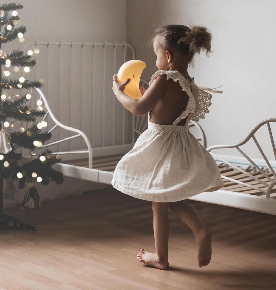 A Little Lovely Company Little Light Maan Kinderlamp - Geel - 3x AAA
