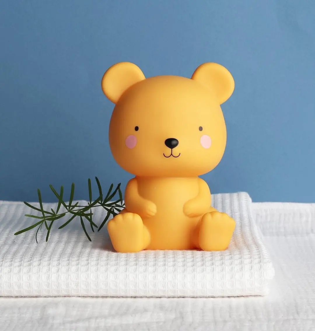 A Little Lovely Company Beertje Kinderlamp - Warm wit - Geel