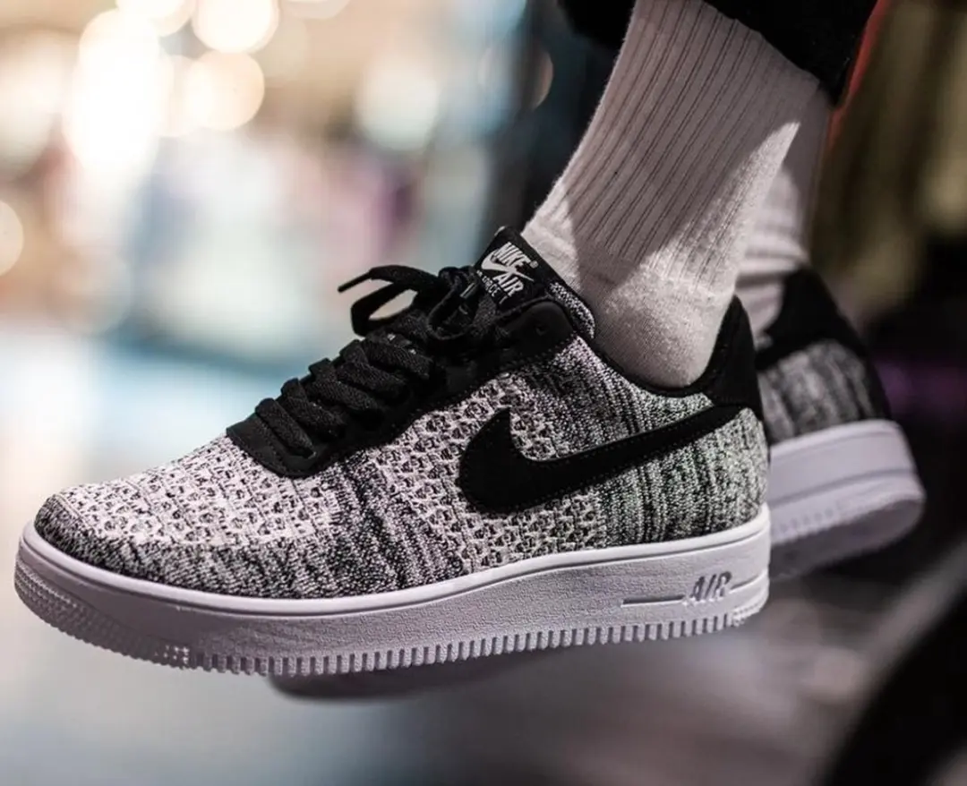 Nike Air Force 1 Flyknit 2 'Black Pure Platinum' - Maat 41