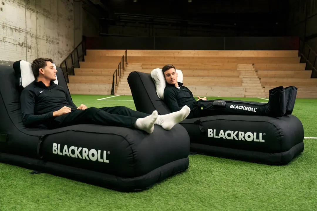 BLACKROLL Compression Boots 2.0 Herstelapparaat - Maat L - Zwart
