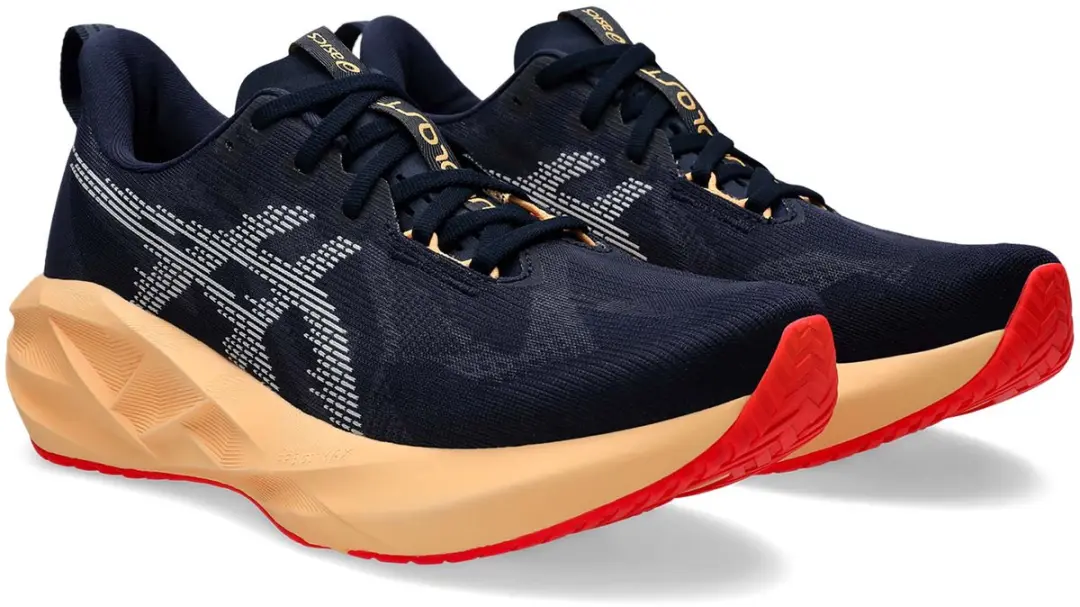 ASICS Novablast 5 Hardloopschoenen 41.5
