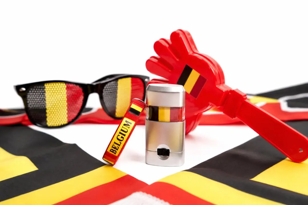 Espa België Nationale Feestdag Set - Vlag, Bril, Clapper, Sjaal, Armband & Schmink