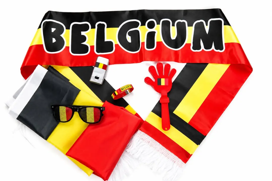 Espa België Nationale Feestdag Set - Vlag, Bril, Clapper, Sjaal, Armband & Schmink
