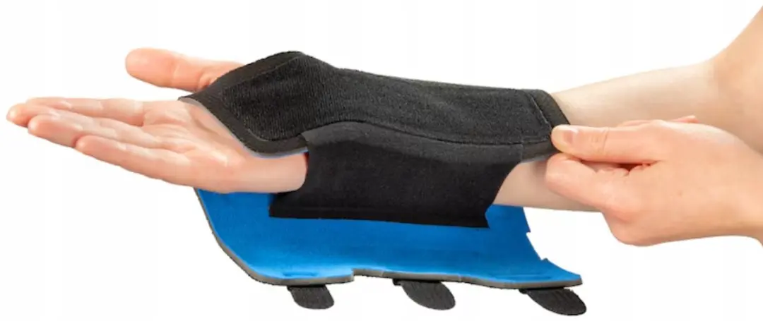 Actimove Sports Edition Polsbrace M - Zwart