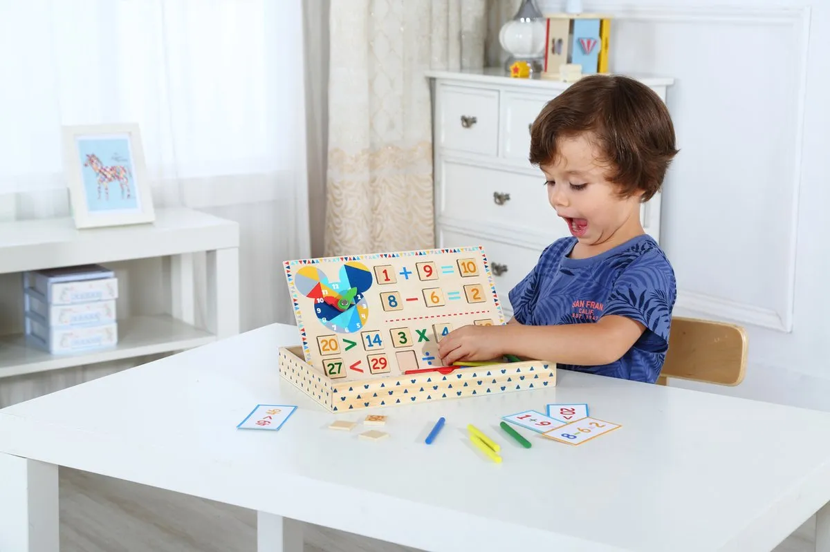 Disney Mickey Mouse Leerdoos 226-delig - Naturel