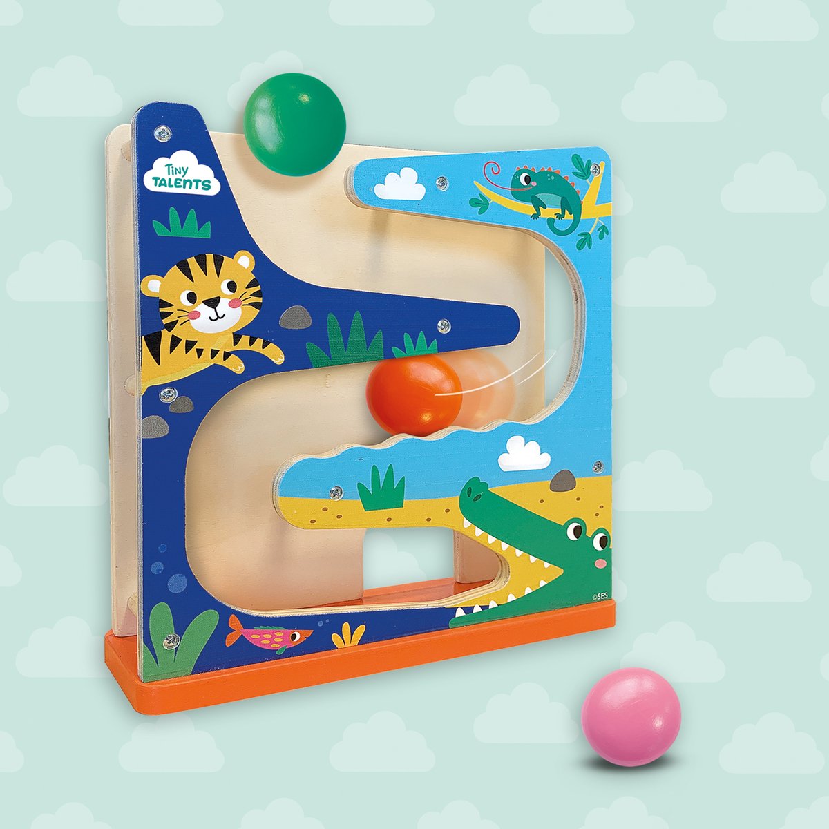 SES Creative - Tiny Talents - Houten ballenbaan krokodil – educatief speelgoed - met drie grote bedrukte ballen – vanaf 6 maanden